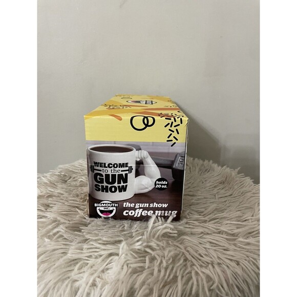Bigmouth Inc. "Welcome to the Gun Show" Ceramic Coffee/Beverage Mug 24 oz NEW - Picture 4 of 5